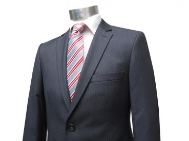 gestreifte Herren Anzug Modern