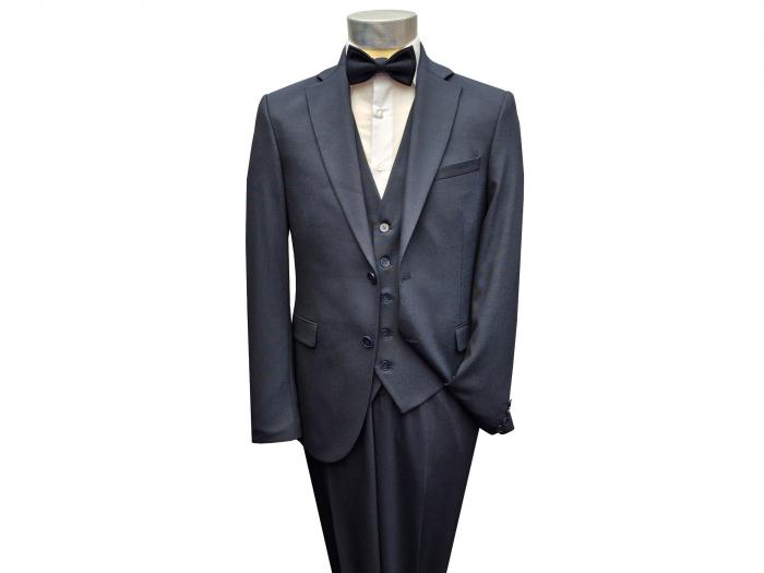 Elegante Herren Anzug mit Weste und Fliege